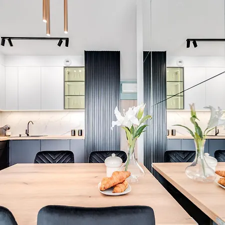 Rent Invest - Quorum Parking Klimatyzacja