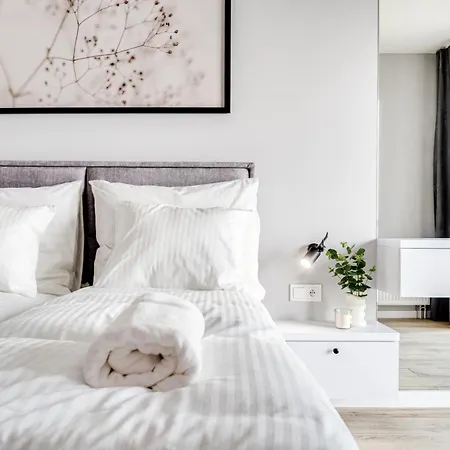 Apartmán Rent Invest - Quorum Parking Klimatyzacja *