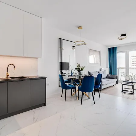 Rent Invest - Quorum Parking Klimatyzacja *