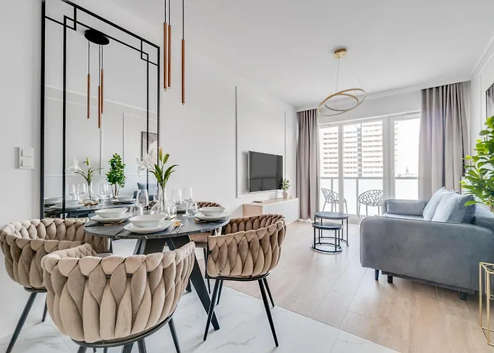 Rent Invest - Quorum Parking Klimatyzacja Apartamento *