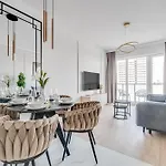 Rent Invest - Quorum Parking Klimatyzacja Apartment *