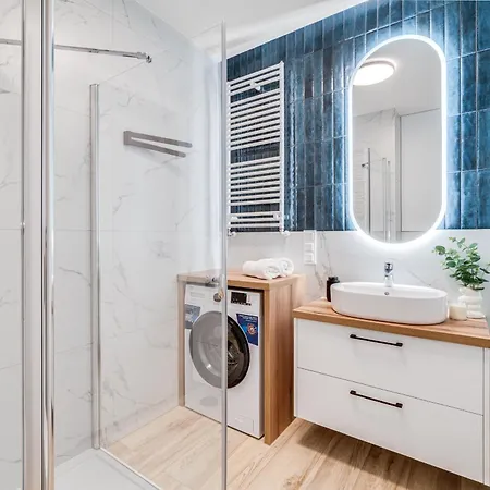 Rent Invest - Quorum Parking Klimatyzacja *