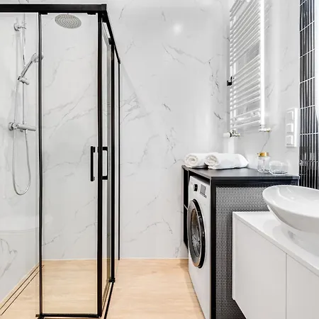 Rent Invest - Quorum Parking Klimatyzacja Vratislav