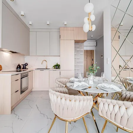 Rent Invest - Quorum Parking Klimatyzacja