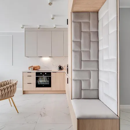 Rent Invest - Quorum Parking Klimatyzacja Apartmán *