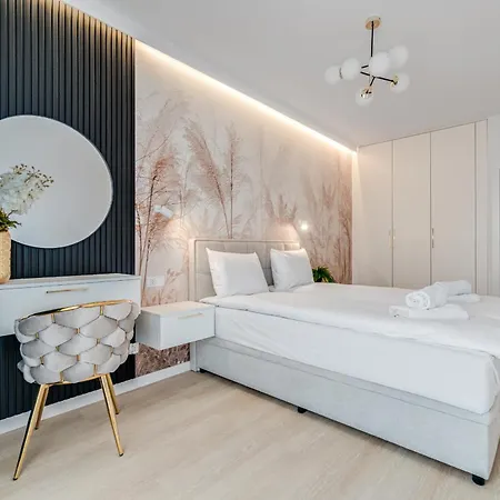 Rent Invest - Quorum Parking Klimatyzacja *