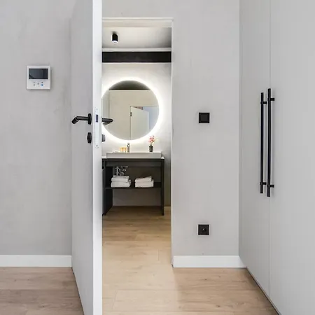 Rent Invest - Quorum Parking Klimatyzacja * Vratislav