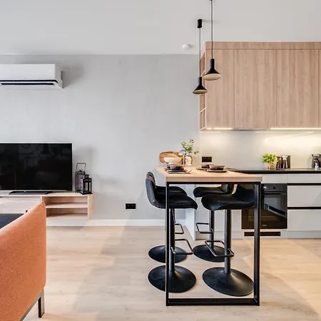 Rent Invest - Quorum Parking Klimatyzacja Apartamento Wrocław