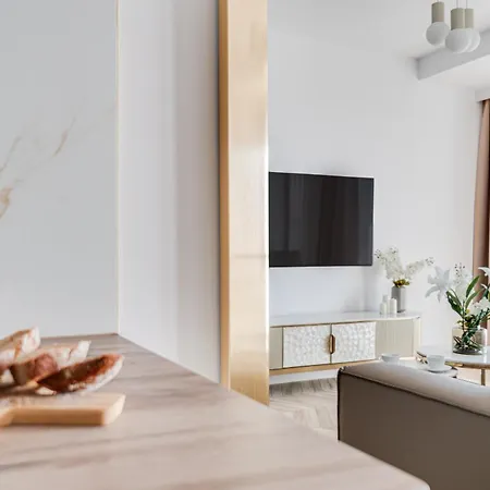 Rent Invest - Quorum Parking Klimatyzacja Apartamento *