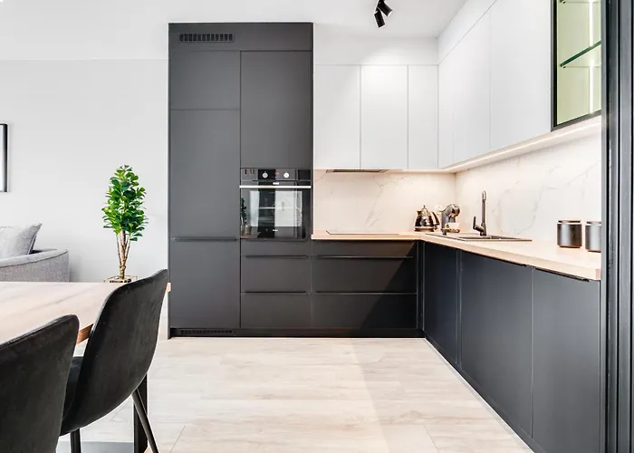 Rent Invest - Quorum Parking Klimatyzacja *