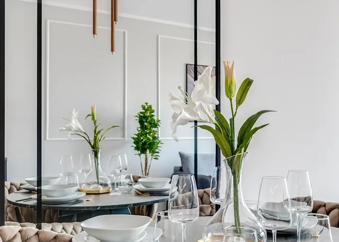 Rent Invest - Quorum Parking Klimatyzacja Apartmán