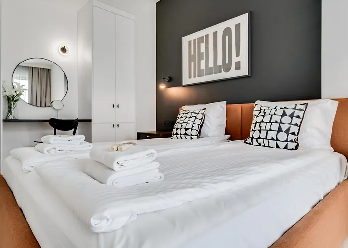 Rent Invest - Quorum Parking Klimatyzacja * Wroclaw